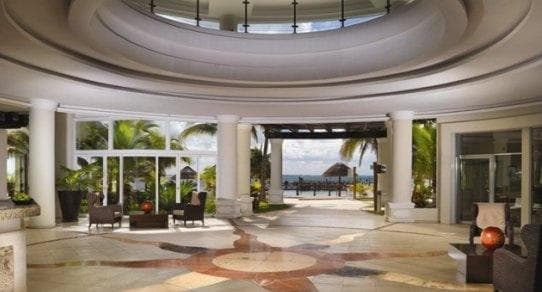 Hotel Isla Mujeres Palace
